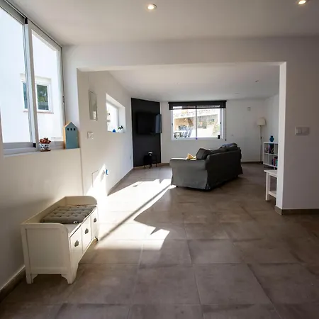 Open And Large 1 Bed Διαμέρισμα L'Alfas del Pi